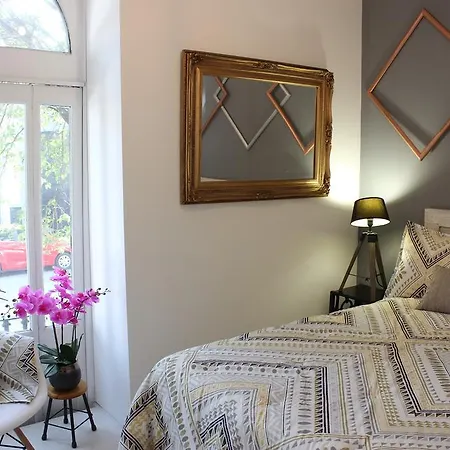 Metro Hostal Boutique