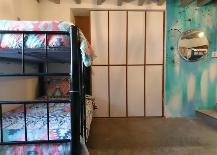 Hostal Metro Boutique *