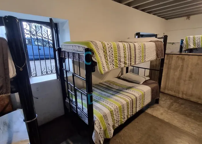 Metro Boutique Hostal