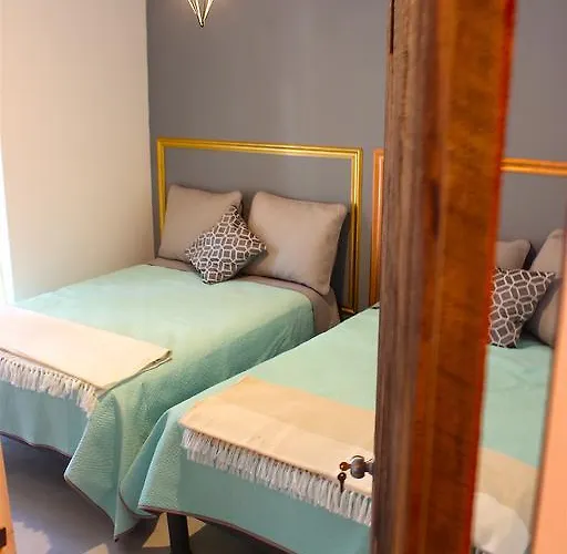 Hostal Metro Boutique *