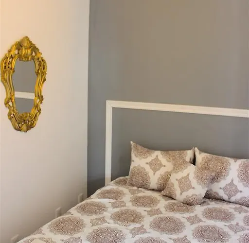 Hostal Metro Boutique *