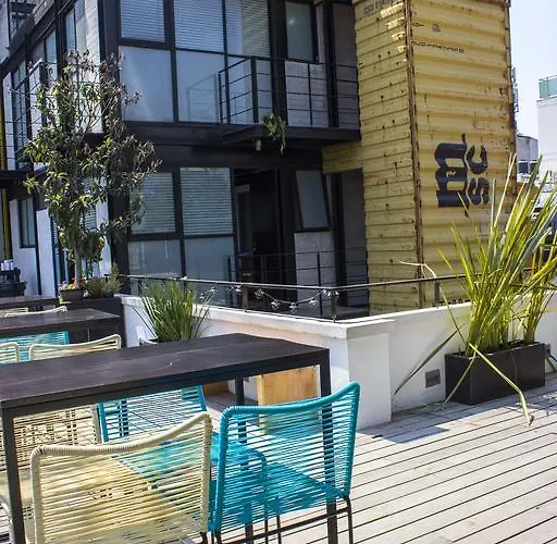 Hostal Metro Boutique *