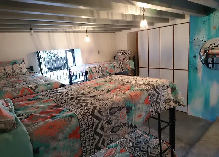 Hostal Metro Boutique *